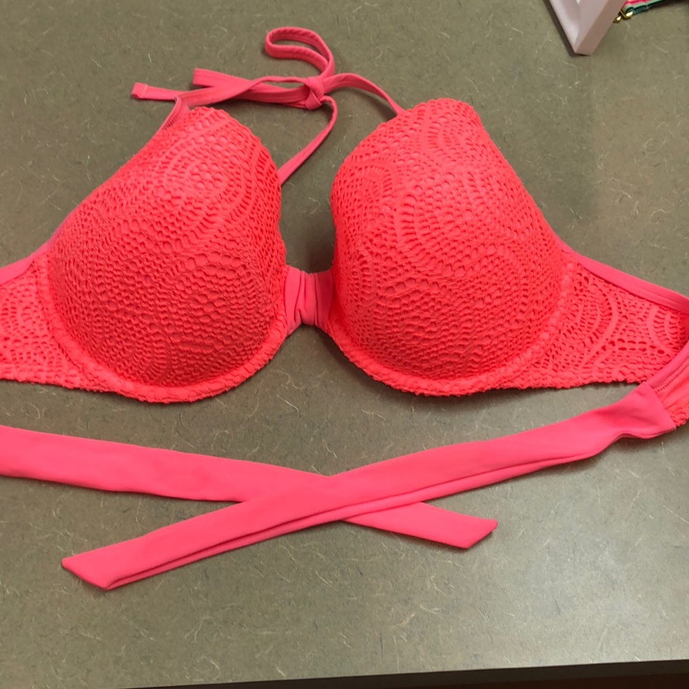 Aerie bikini top .
